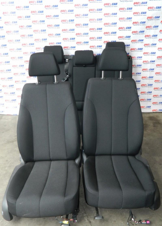 Interior din material Volkswagen Passat B6 3C 2005-2010