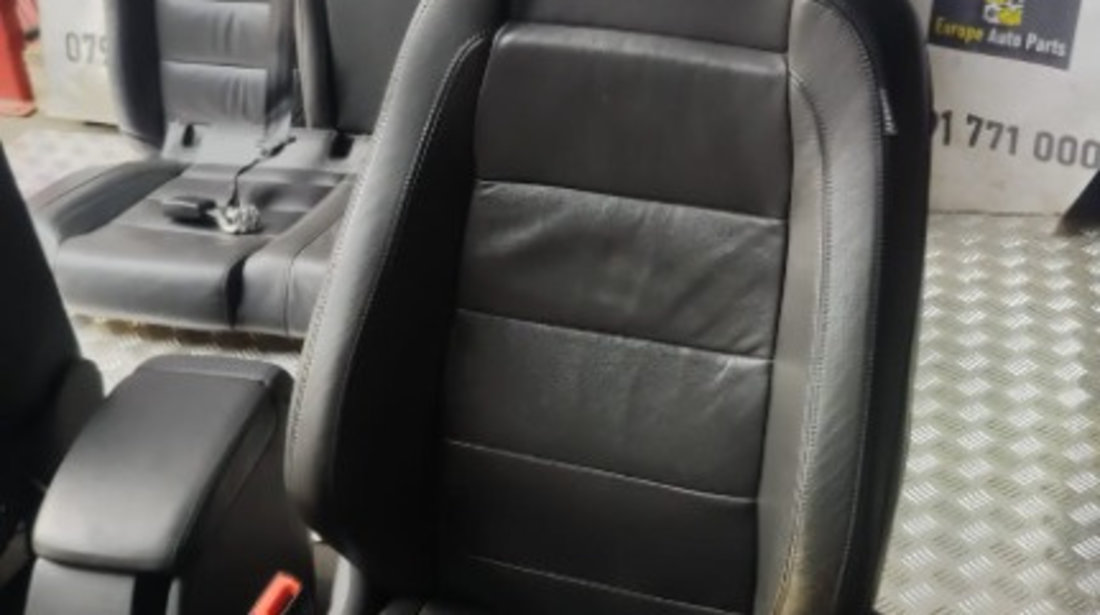 Interior GTI piele cu scaune electrice si incalzite Vw Golf 5 2.0 GTI cod motor BWA hatchback an 2007