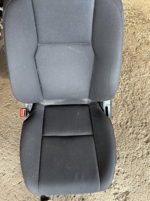 Interior Mercedes C-class W204 electric tapiterie scaune bancheta berlina