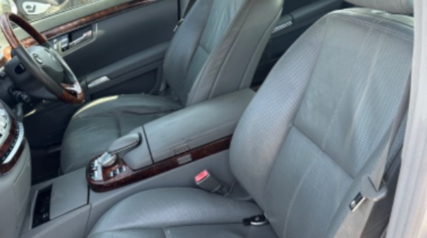 Interior Mercedes s class w221 in stare foarte nuna varianta scurta