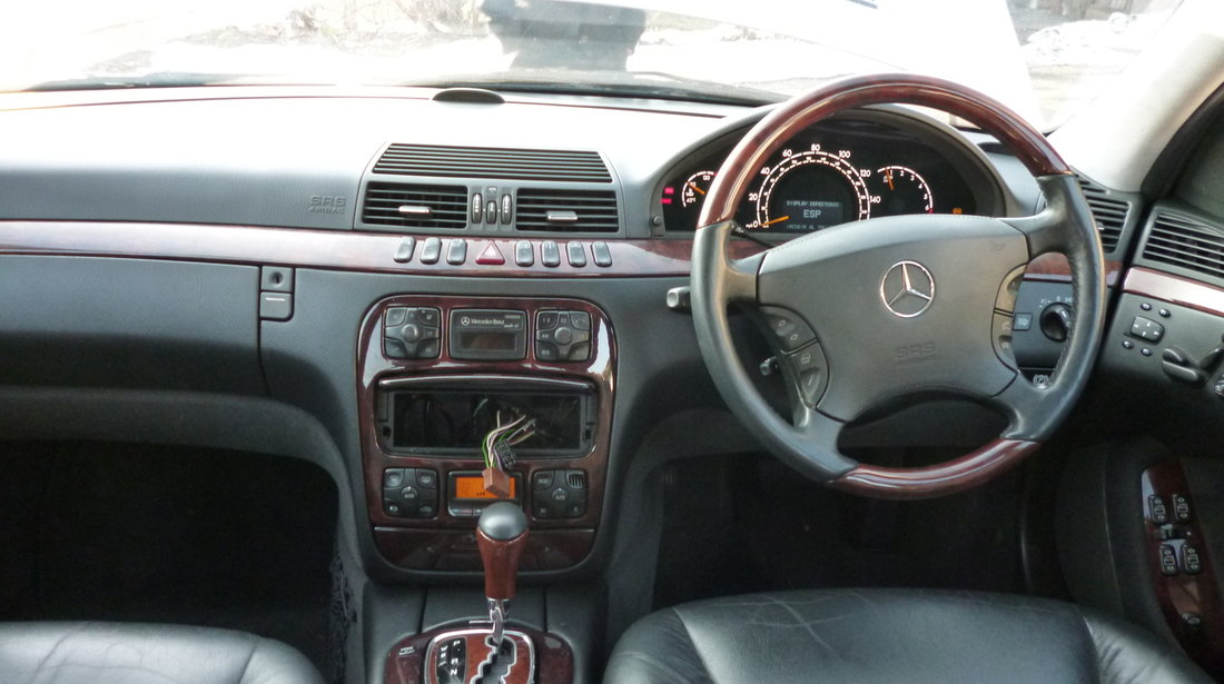 Interior Mercedes S500 W220