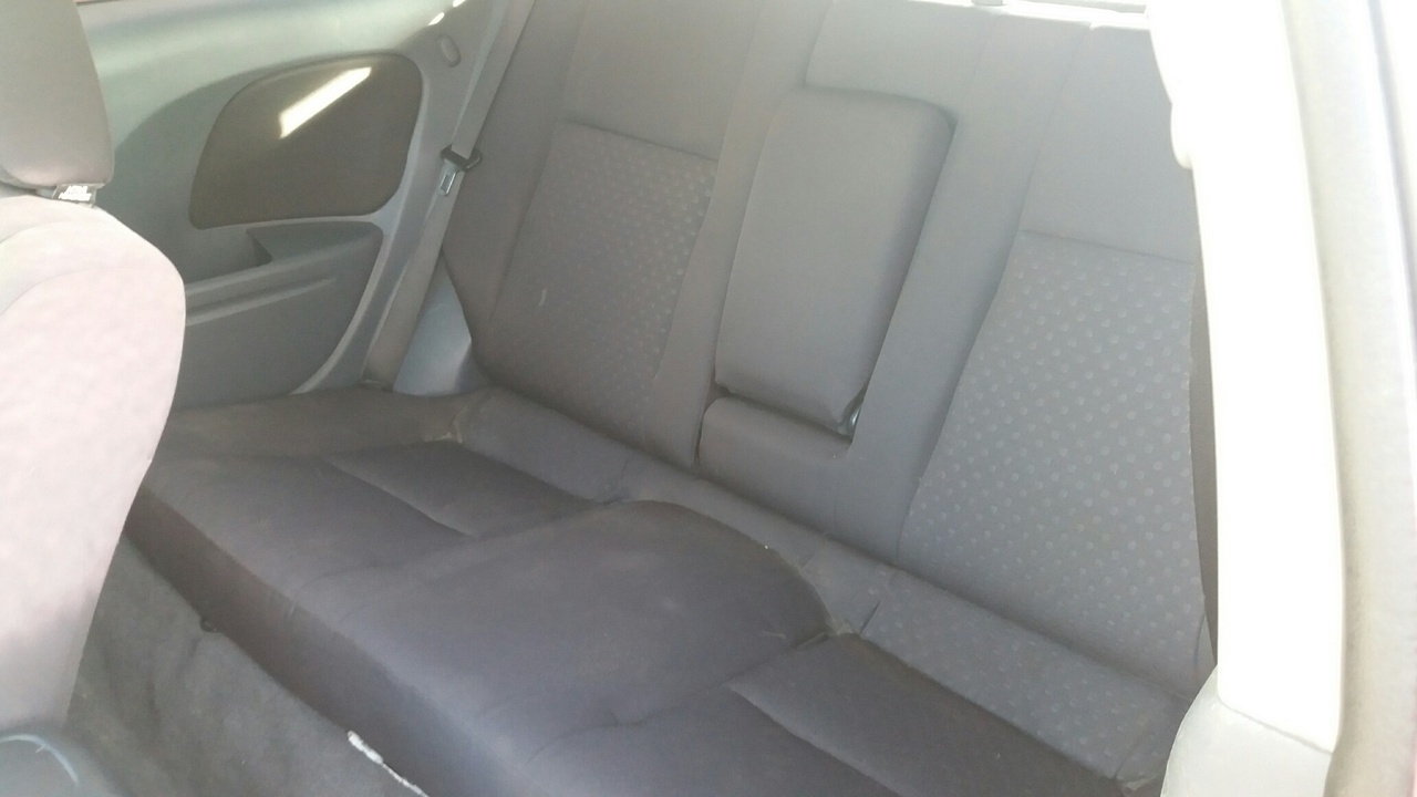 Interior Nissan Alemera 2005