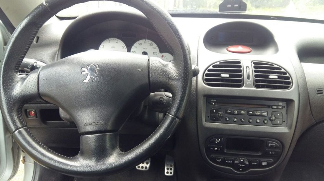 Interior Peugeot 206 CC