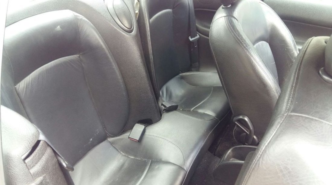 Interior Peugeot 206 CC