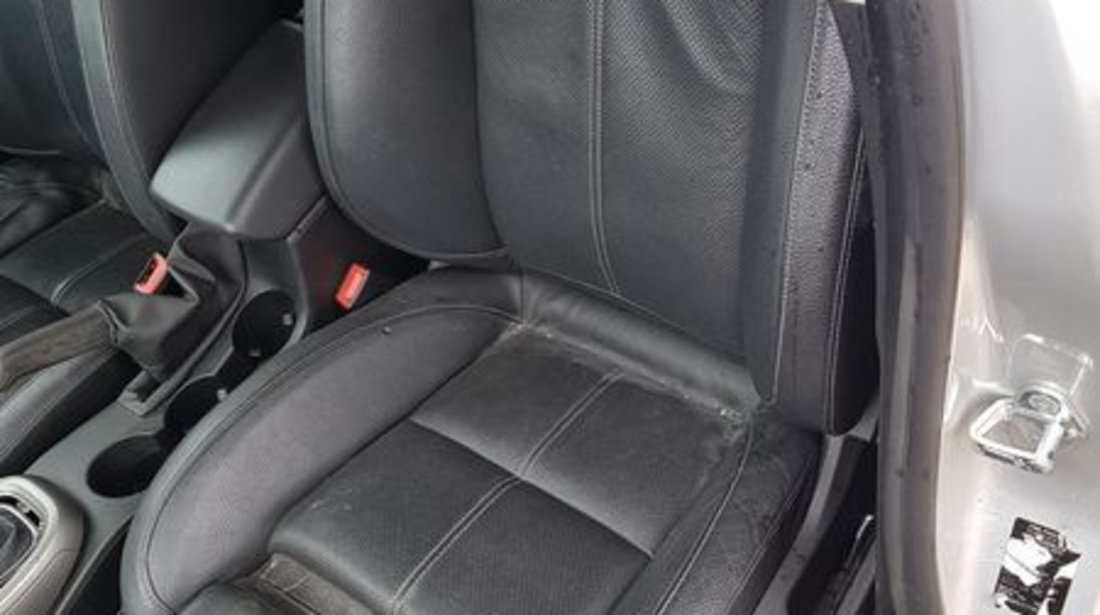 Interior Piele Complet FARA Incalzire Scaun Scaune Fata Stanga Dreapta Si Bancheta cu Spatar Opel Astra J Break Combi Caravan 2009 - 2016