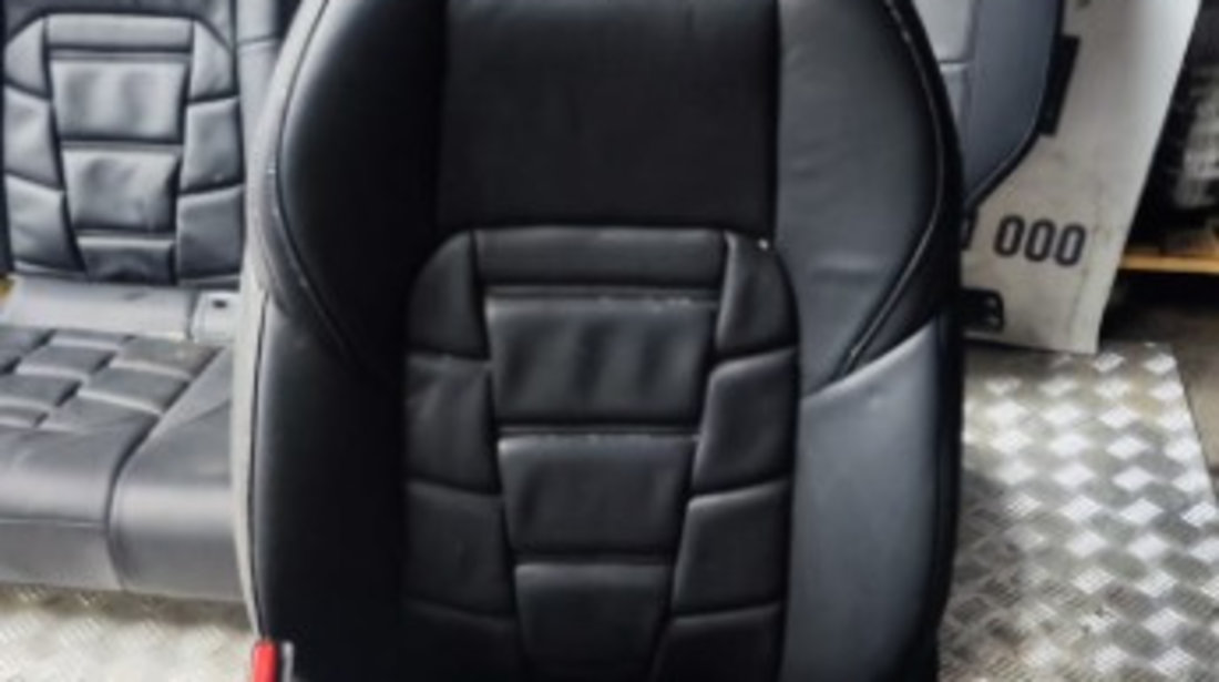 Interior piele cu incalzire si memorie Nissan Qashqai 1.3 DCT an de fabricatie 2018