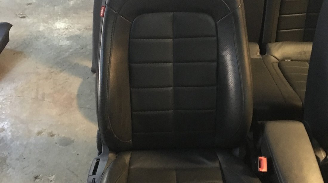 Interior piele impecabil Seat Exeo