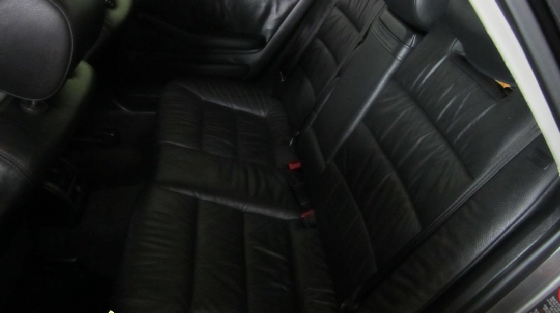 Interior piele neagra audi a6 1 9 tdi IMPECABIL