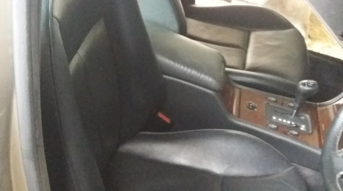 Interior piele neagra, Mercedes E-Class W210, an fabr.1996, 320i