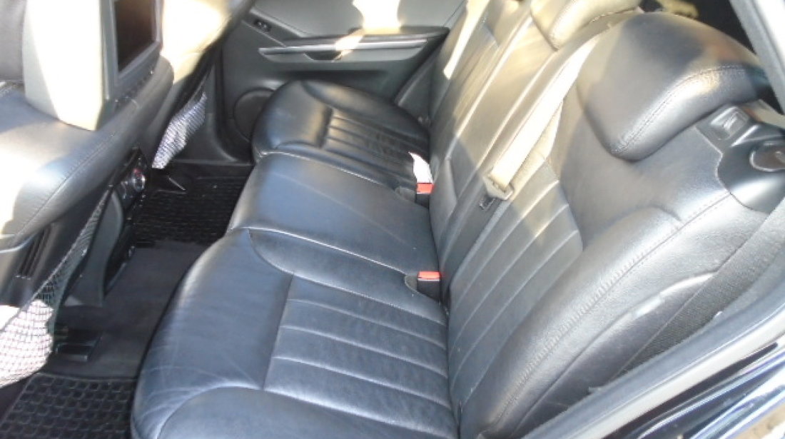 Interior Piele Negru AMG cu ecrane in tetiere Mercedes Ml W164