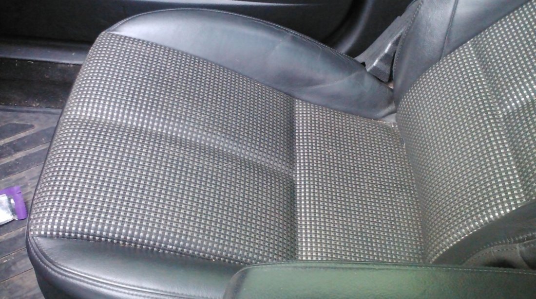 Interior piele partiala peugeot 407 berlina si combi