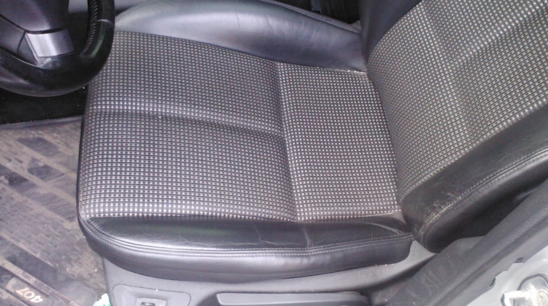 Interior piele partiala peugeot 407 berlina si combi