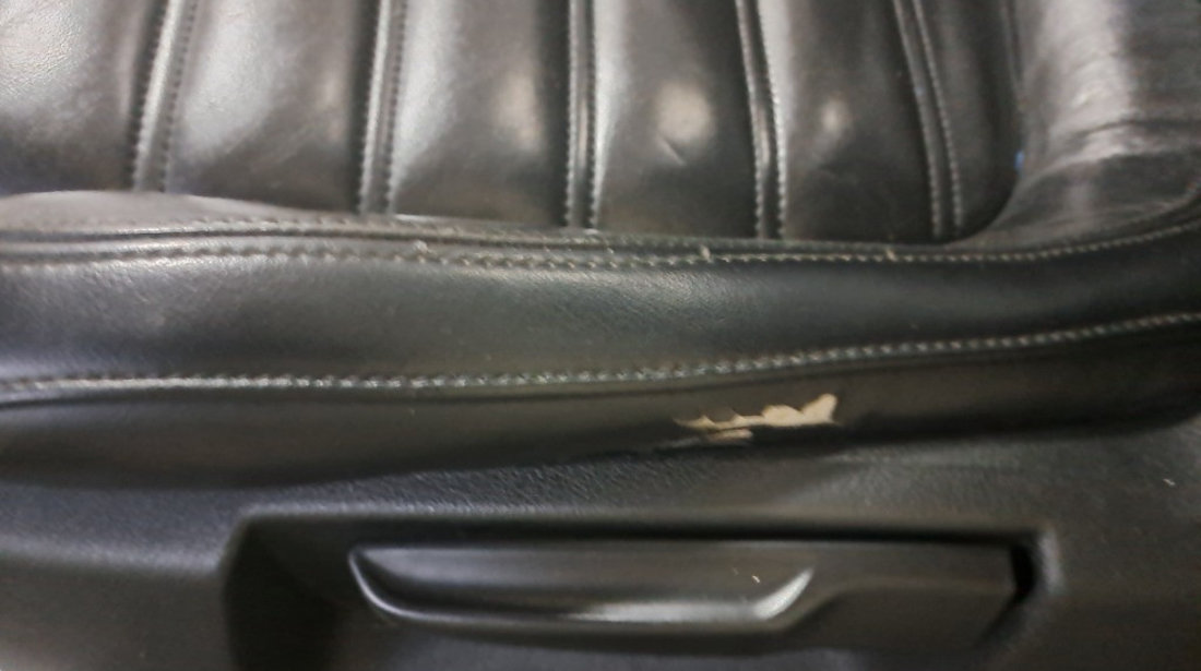 Interior piele [scaune fata si banchete spate } VW PASSAT B7