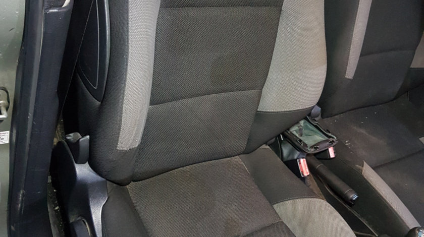 Interior Scaun / Scaune si Banchete Textil FARA Incalzire Peugeot 207 Break / Combi 2006 - 2014