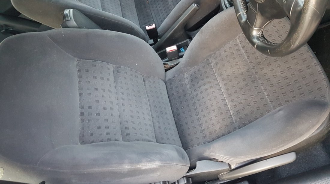 Interior / Scaune si Banchete Textil Fara Incalzire Seat Leon 1M 1998 - 2005