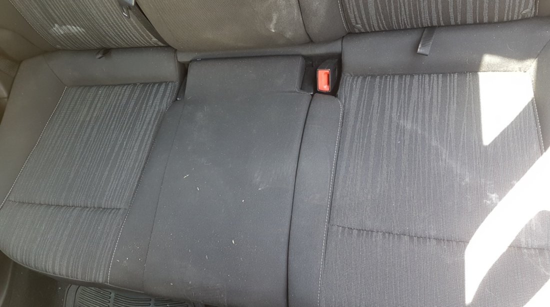 Interior Scaune si Banchete Textil Fara Incalzire Opel Astra J Break / Combi 2009 - 2015