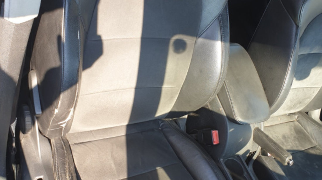 Interior Semi Piele Alcantara Fara Incalzire Scaun Scaune Fata si Bancheta cu Spatar Skoda Superb 2 Hatchback Berlina 2008 - 2013