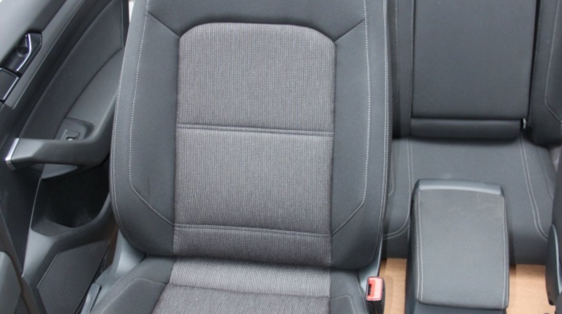 Interior textil cu ErgoComfort electric VW Passat B8 Variant ( Anglia ) model 2016