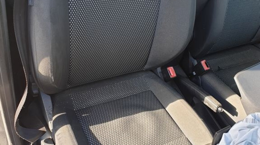 Interior Textil Fara Incalzire Scaun Scaune Fata Stanga Dreapta si Bancheta cu Spatar Skoda Fabia 2 Break Combi 2007 - 2015