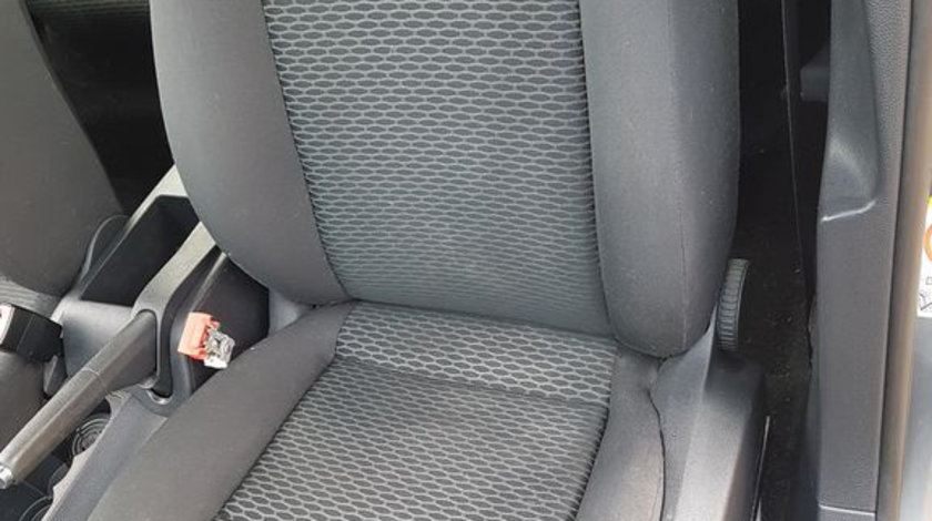 Interior Textil FARA Incalzire Scaun Scaune Fata Stanga Dreapta si Bancheta cu Spatar VW Golf 6 Hatchback 2008 - 2014