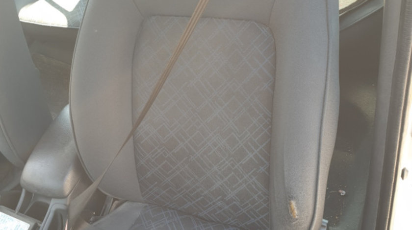 Interior Textil Fara Incalzire Scaune Fata si Bancheta Spate Sezut cu Spatar Toyota Avensis T22 1997 - 2003 [C0847] [C0848] [C0849]