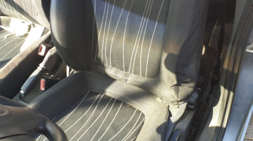 Interior Textil Fara Incalzire Scaune Fata Stanga Dreapta si Bancheta cu Spatar Opel Corsa D 4 Usi 2006 - 2014 [C0040]