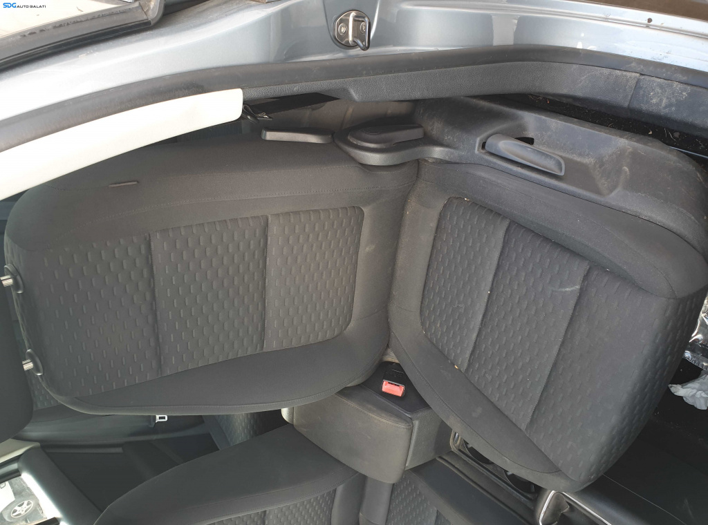 Interior Textil Scaun Scaune Fata Stanga Dreapta FARA Incalzire si Bancheta cu Spatar Volkswagen Tiguan 2007 - 2015 [K6190] [K6191] [K6192] [K6193]