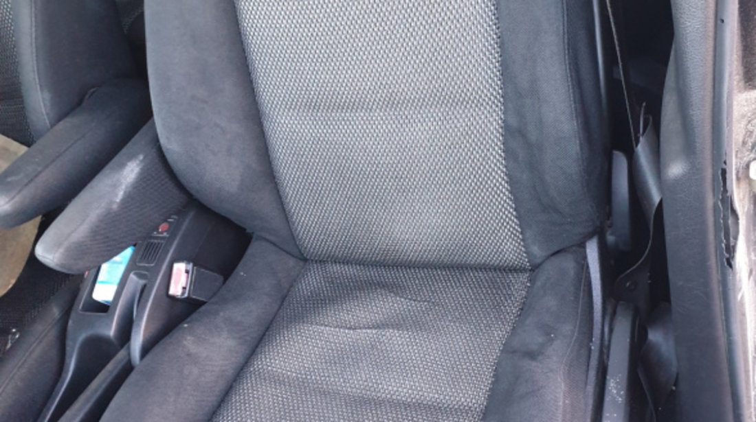 Interior Textil Scaune Fata Stanga Dreapta Bancheta cu Spatar Peugeot 307 Hatchback 2002 - 2008