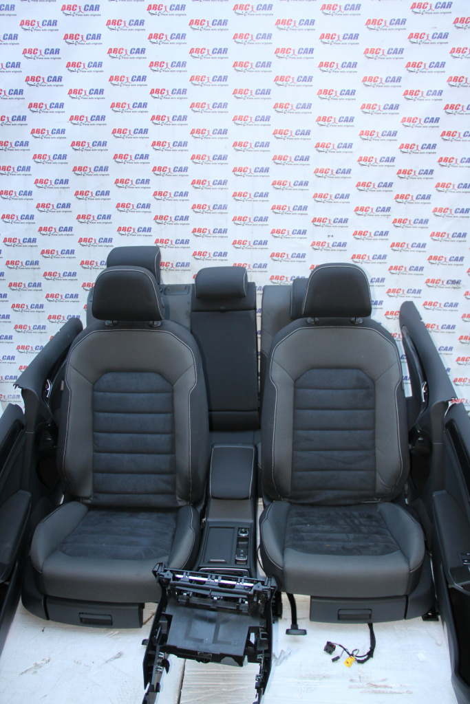 Interior textil si alcantara VW Golf 7 hatchback 2014-2020