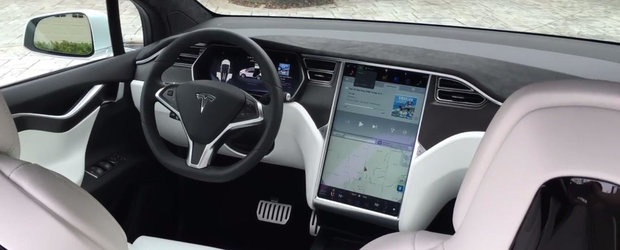 Internetul ne face turul noii Tesla Model X