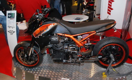 Interzis celor slabi de inima: Millepercento Motard One Interzis celor slabi de inima: Millepercento Motard One