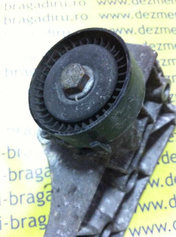 Intinzator cu rola Volkswagen VW Golf 4 [1997 - 2006] Hatchback 5-usi 1.9 TDI MT (116 hp) (1J1)