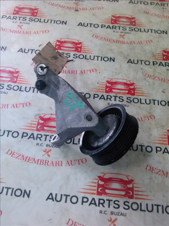 Intinzator curea MERCEDES-BENZ CLS 3.0 d an fabr. 2012