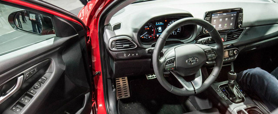 Intr-un interior ca asta vei uita definitiv de Golf. IMAGINI REALE Intr-un interior ca asta vei uita definitiv de Golf. IMAGINI REALE