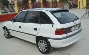 Intre un Golf3 si o Astra F?