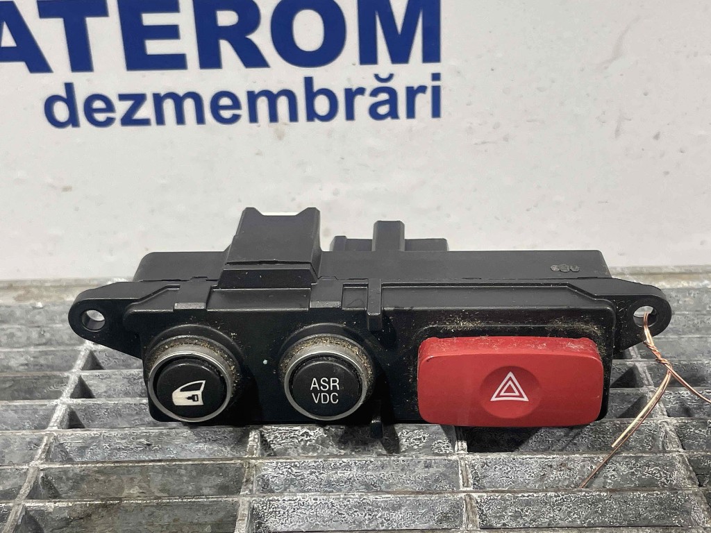 INTRERUPATOR AVARIE ALFA ROMEO 159 - - (2005 2012)
