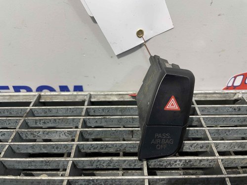 INTRERUPATOR AVARIE AUDI A4 A4 - - (2012 2015)