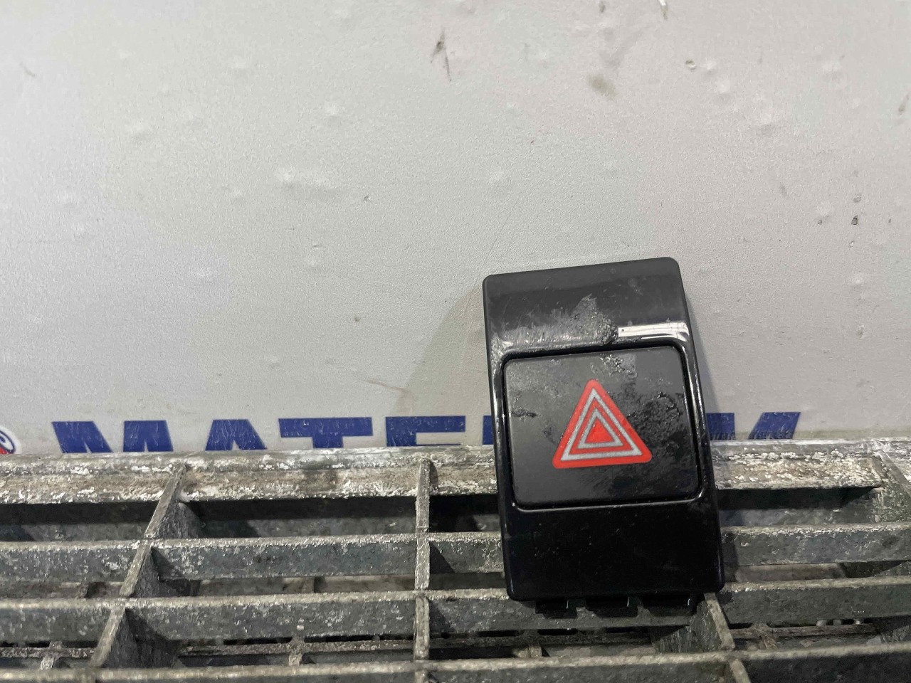INTRERUPATOR AVARIE AUDI A6 A6 - - (2011 2015)