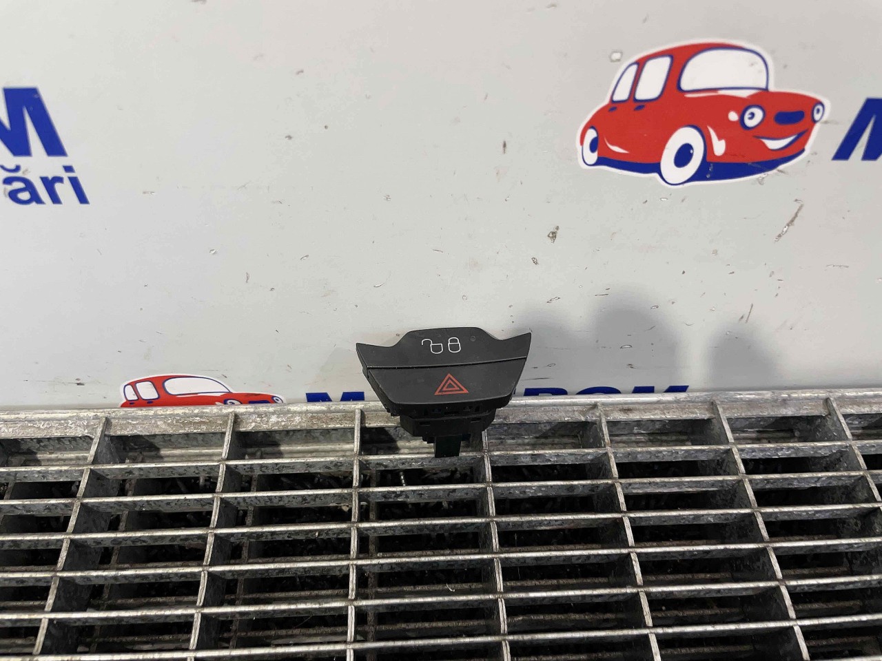 INTRERUPATOR AVARIE FORD TRANSIT COURIER - - (2014 2022)