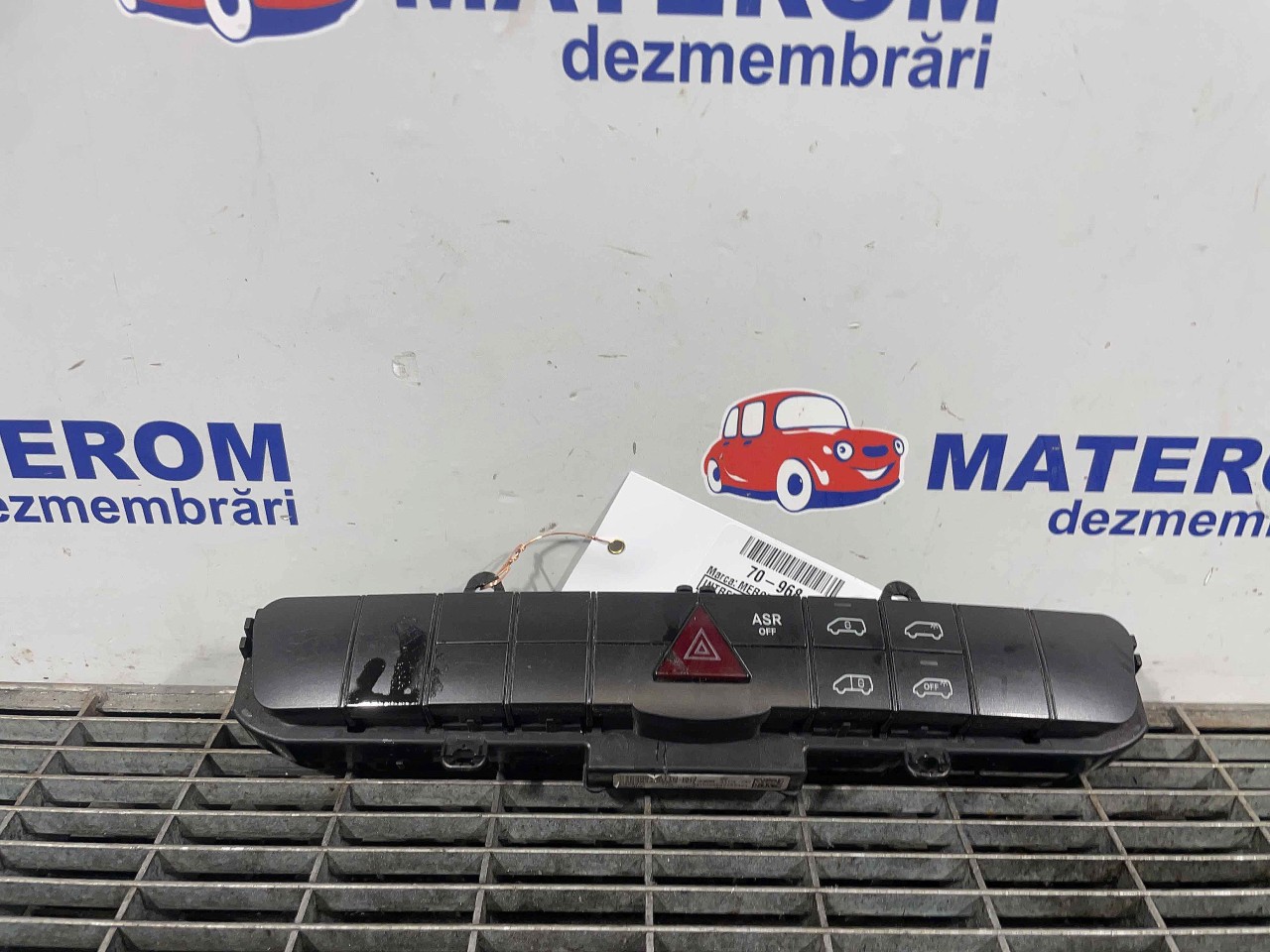 INTRERUPATOR AVARIE MERCEDES VITO - - (2010 2014)