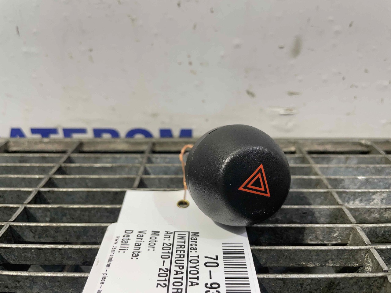 INTRERUPATOR AVARIE TOYOTA RAV4 RAV4 - - (2010 2012)