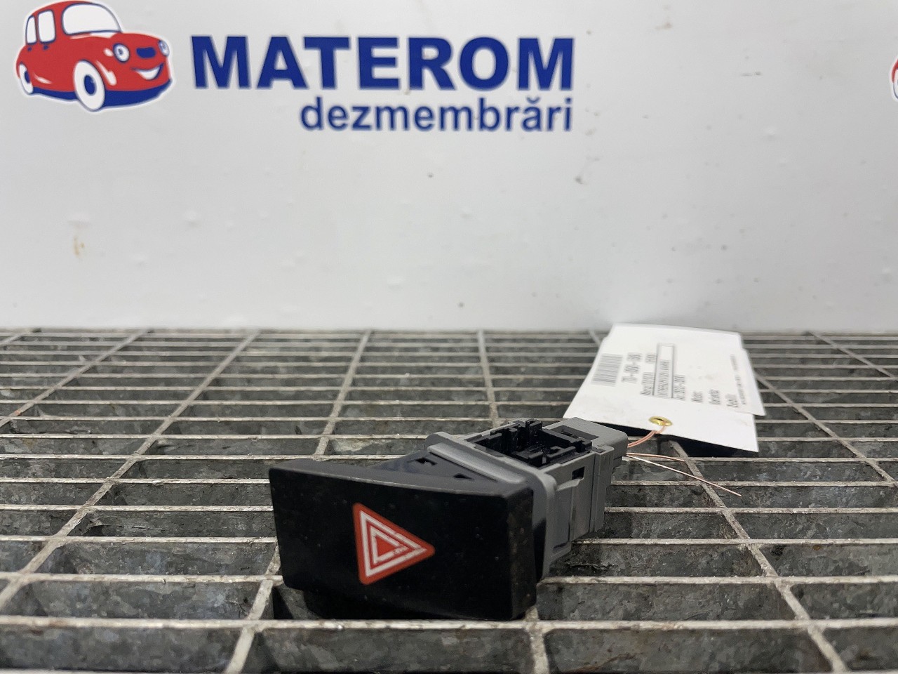 INTRERUPATOR AVARIE TOYOTA VERSO - - (2012 2018)