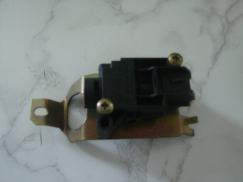 Intrerupator carburant Ford Ka [1996 - 2008] Hatchback 3-usi 1.3 MT (50 hp) (RB_)