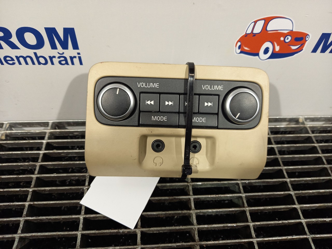 INTRERUPATOR COMENZI AUDIO VOLVO XC 60 XC 60 - - (2008 2014)