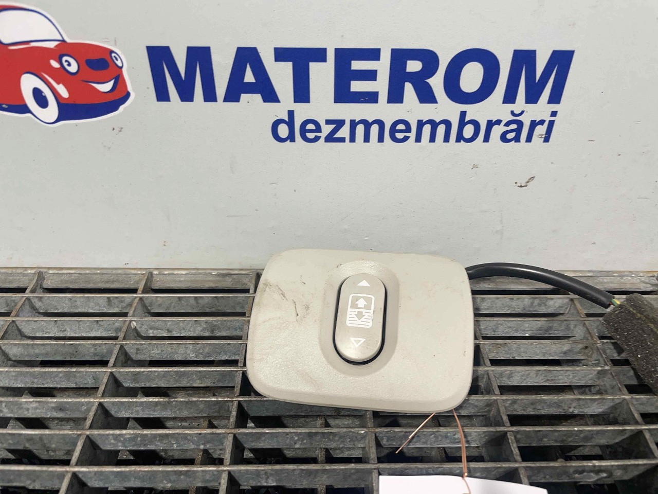 INTRERUPATOR DESCHIDERE NISSAN QASHQAI QASHQAI - - (2010 2014)