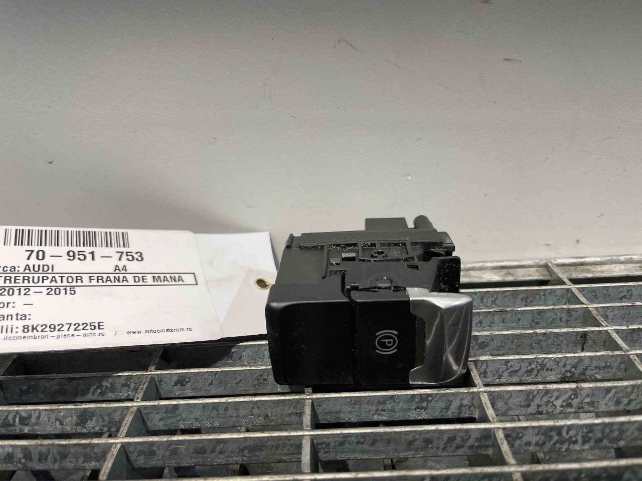 INTRERUPATOR FRANA DE MANA AUDI A4 A4 - - (2012 2015)