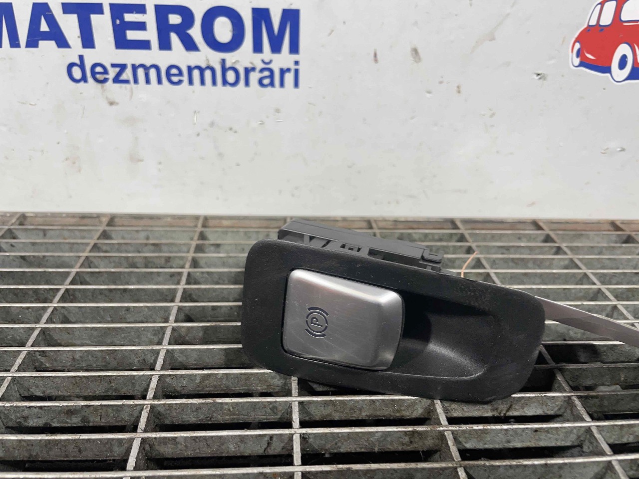 INTRERUPATOR FRANA DE MANA MERCEDES C-CLASS - - (2014 2018)
