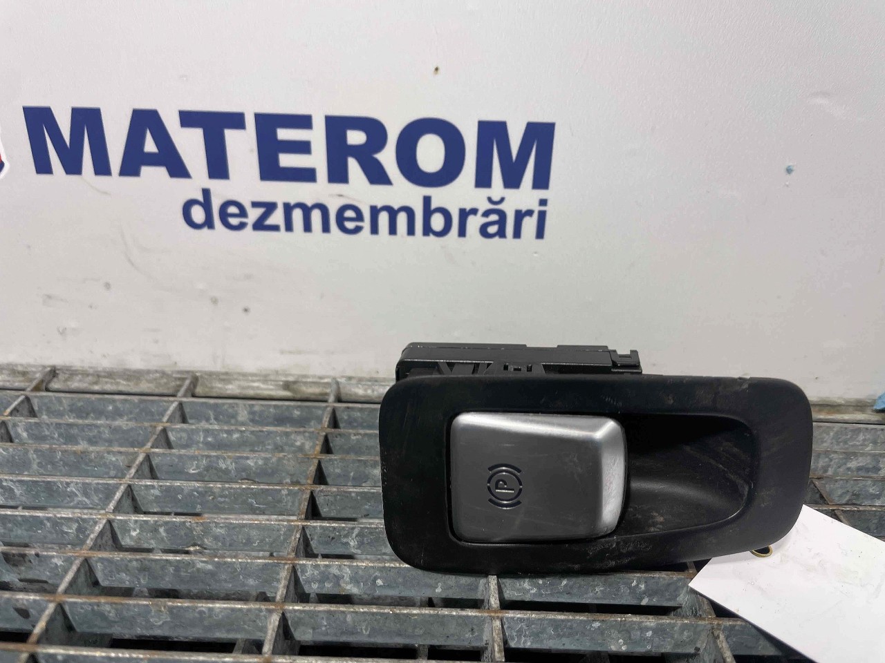 INTRERUPATOR FRANA DE MANA MERCEDES C-CLASS C-CLASS - - (2014 2018)