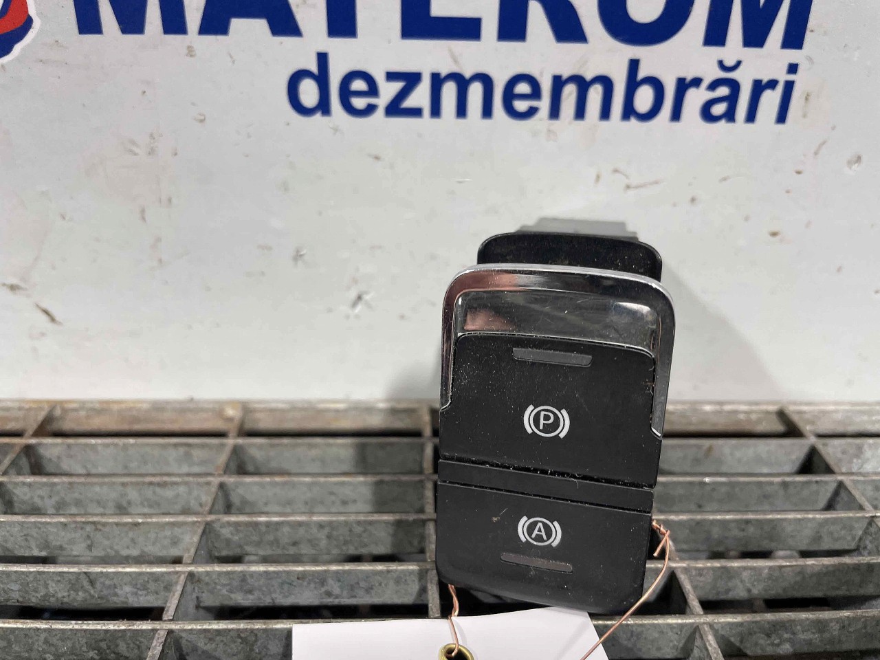 INTRERUPATOR FRANA DE MANA SEAT ATECA 1.4 TSI - (2016 2020)