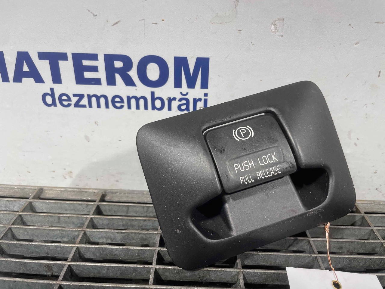 INTRERUPATOR FRANA DE MANA VOLVO V70 2.0 D - (2010 2016)